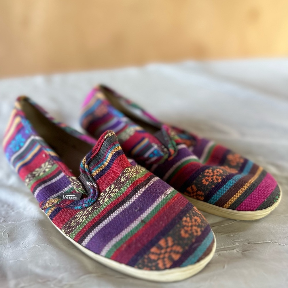 Rare Vans Slip on Sneaker Flats Shoes colorful Mexican textile serape Size 7
